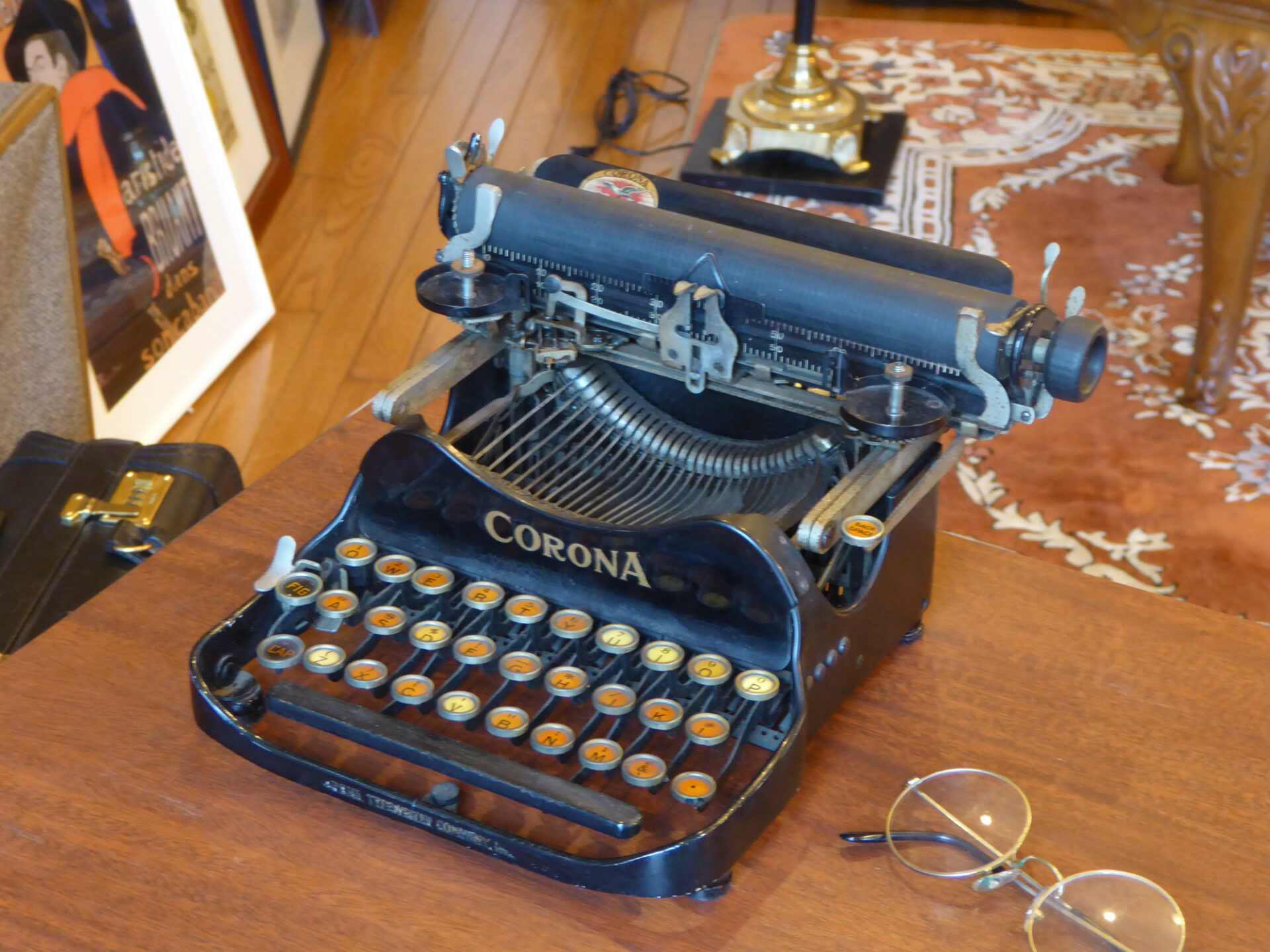 ヘミングウェイのタイプライター？ - Georgian House